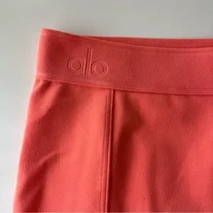 【新品】4\" Alosoft Showcase Short XS ALO Yoga | Shorts | Nwt Alo 4 Alosoft Showcase Short Candy